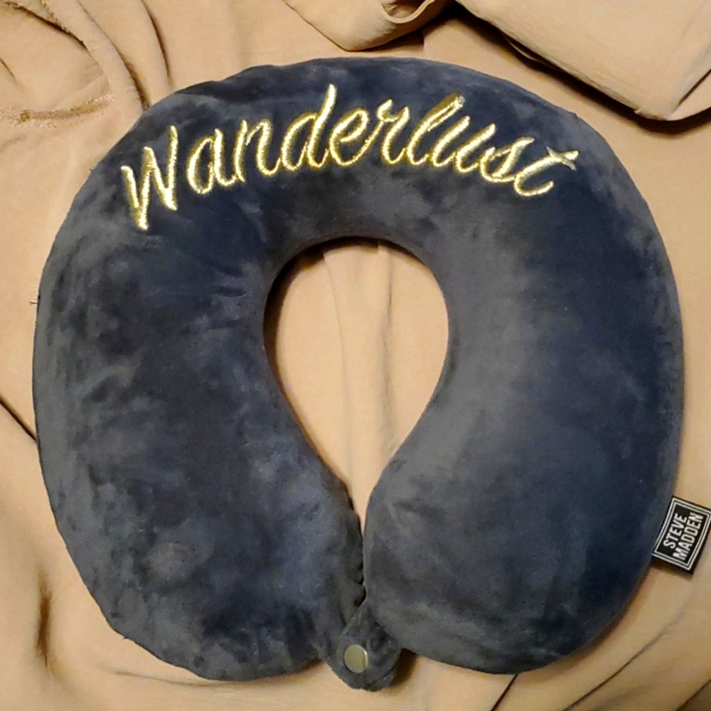 Steve Madden Wanderlust Gray Travel Neck Pillow